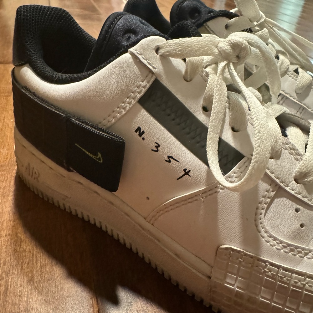 Air Force 1 Type ‘Volt’ - Picture 3 of 6